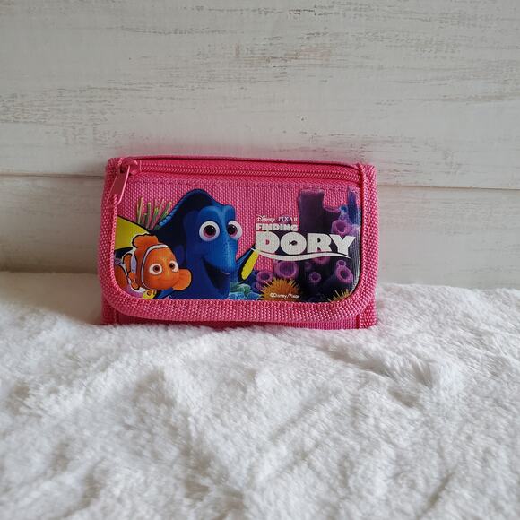 Disney Finding Dory Tri-fold Canvas Kids Wallet - Picture 1 of 4
